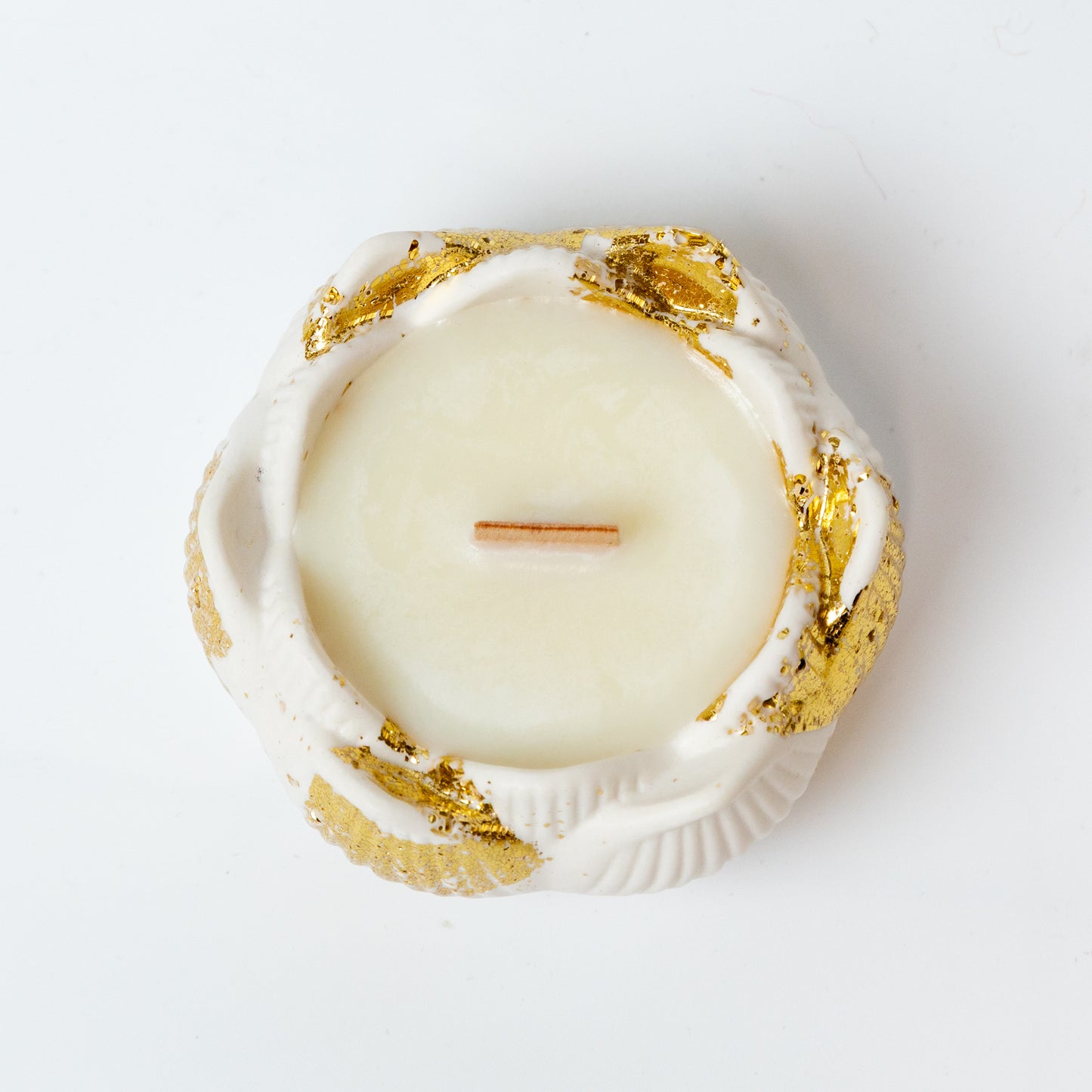 Hand-poured Soy Wax Candle "Lotus"