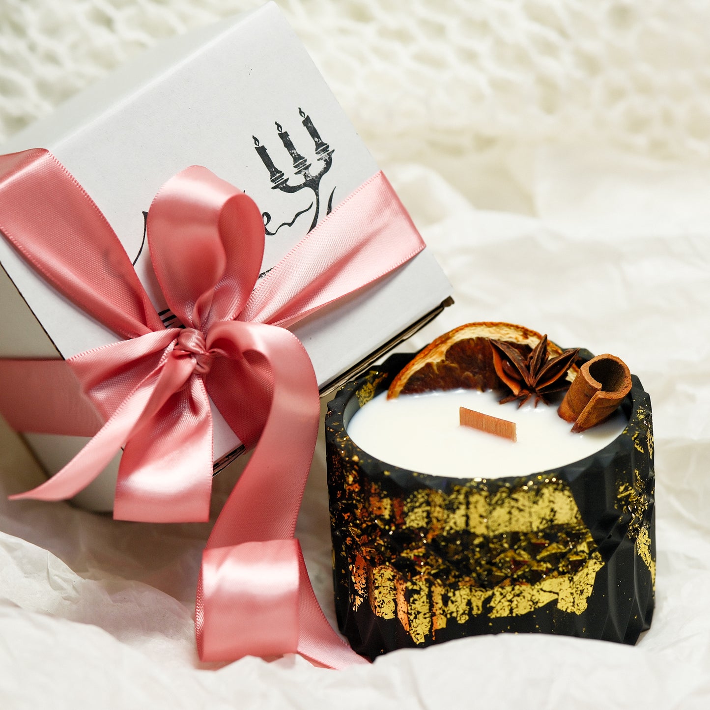 Refillable Hand-poured Soy Wax Candle "Geometric"