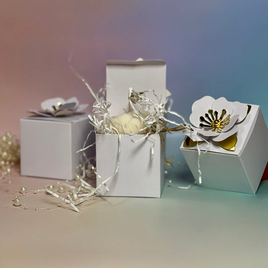 Personalised Peony Wedding Favour Candle with Acrylic Keepsake Keyring