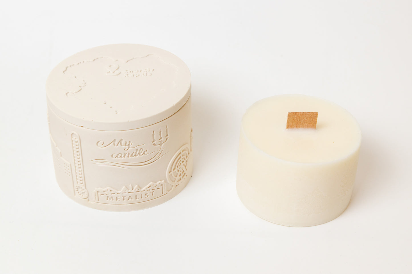Refillable Hand-poured Soy Wax Candle "Kharkiv"