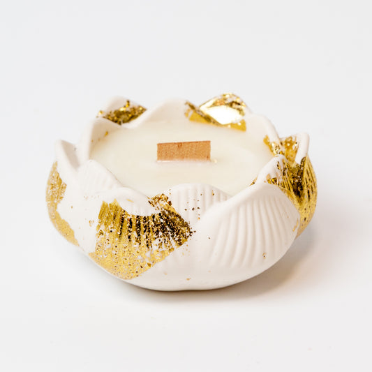 Hand-poured Soy Wax Candle "Lotus"
