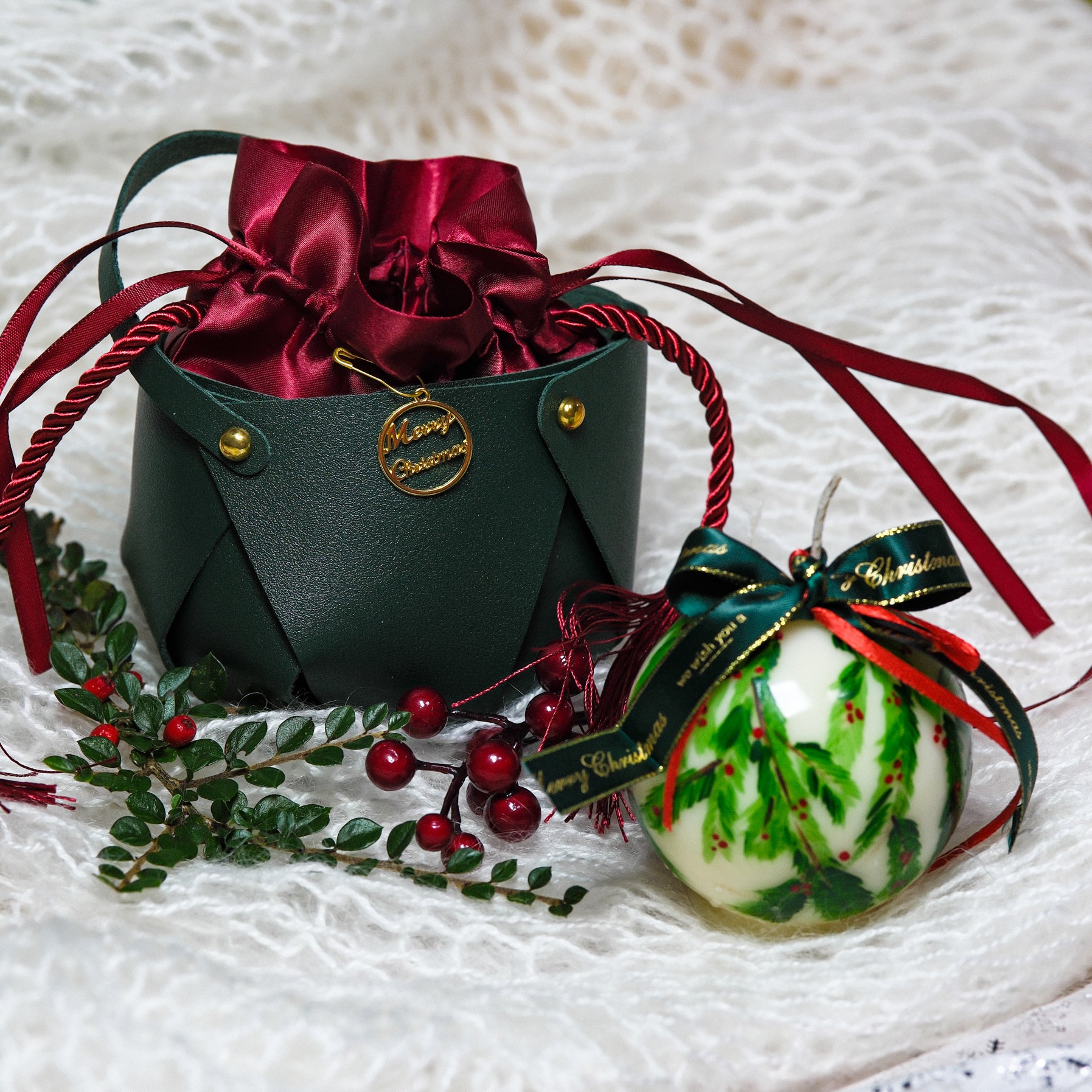 Handmade Unscented Beeswax & Soy Wax Blend Candle "Christmas Ball"