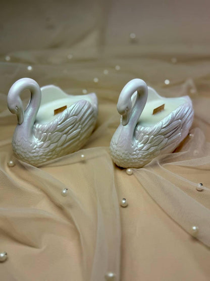 Pearl White Swan Soy Wax Candle