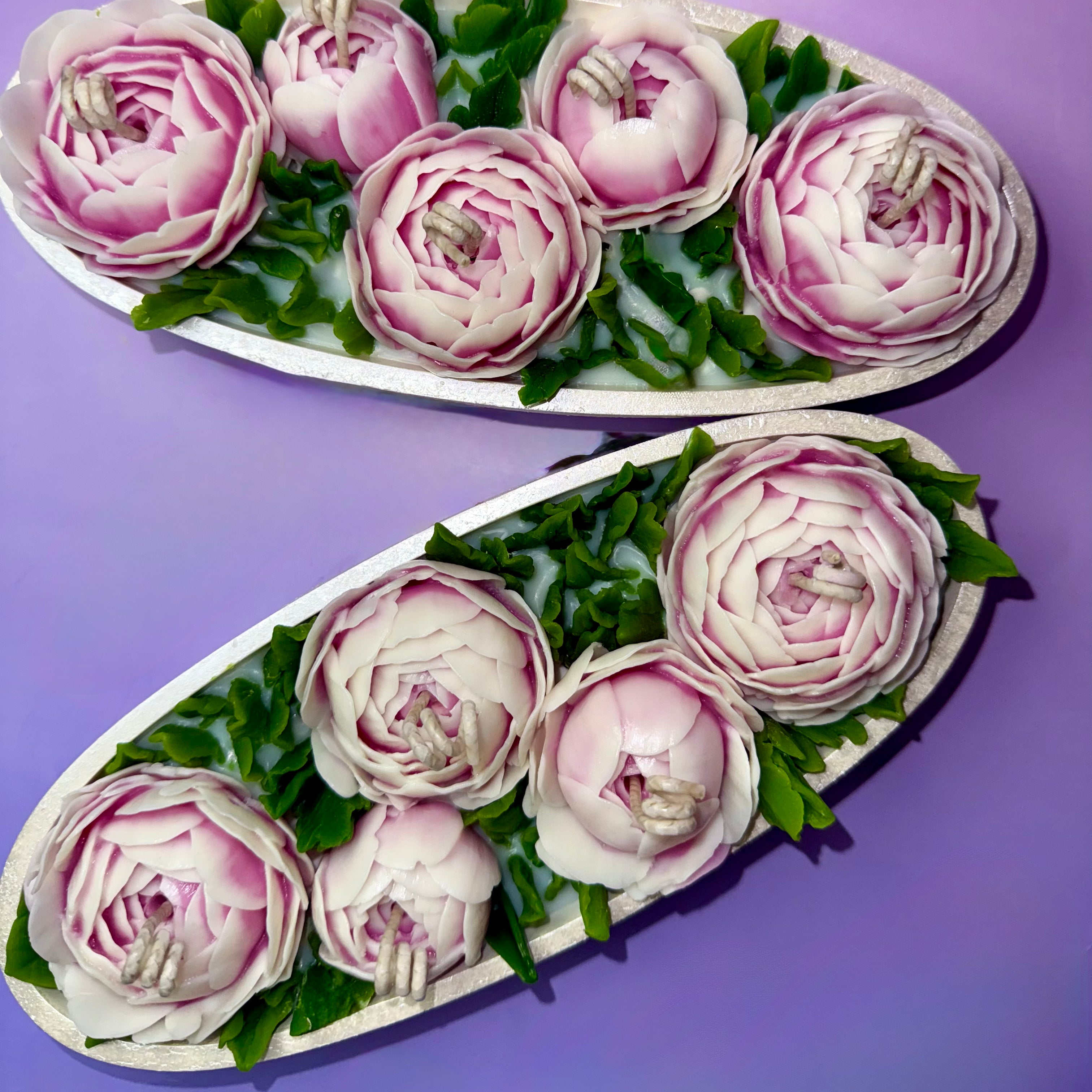 Ranunculus Flowers 5 Wicks Candle with Gift Box