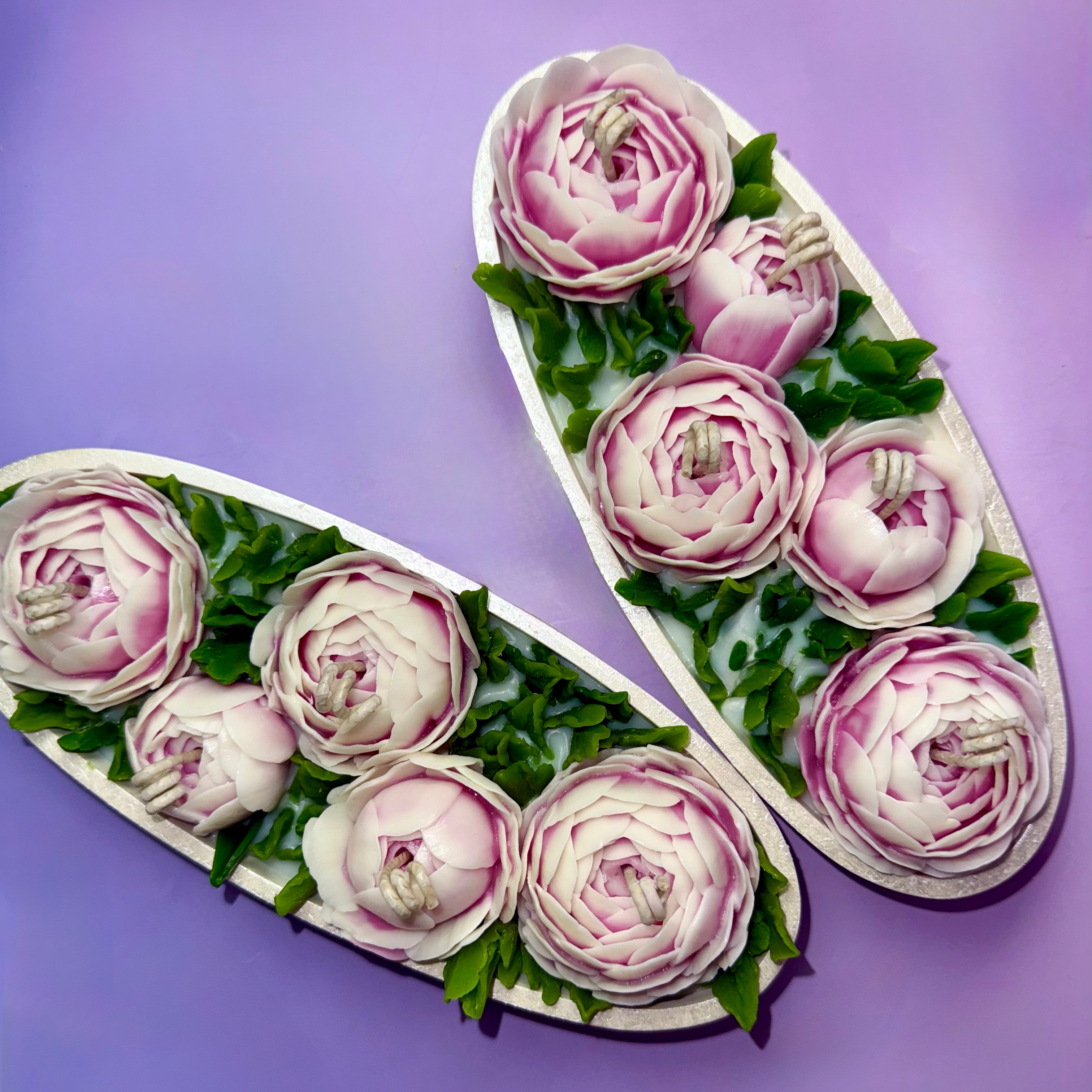 Ranunculus Flowers 5 Wicks Candle with Gift Box