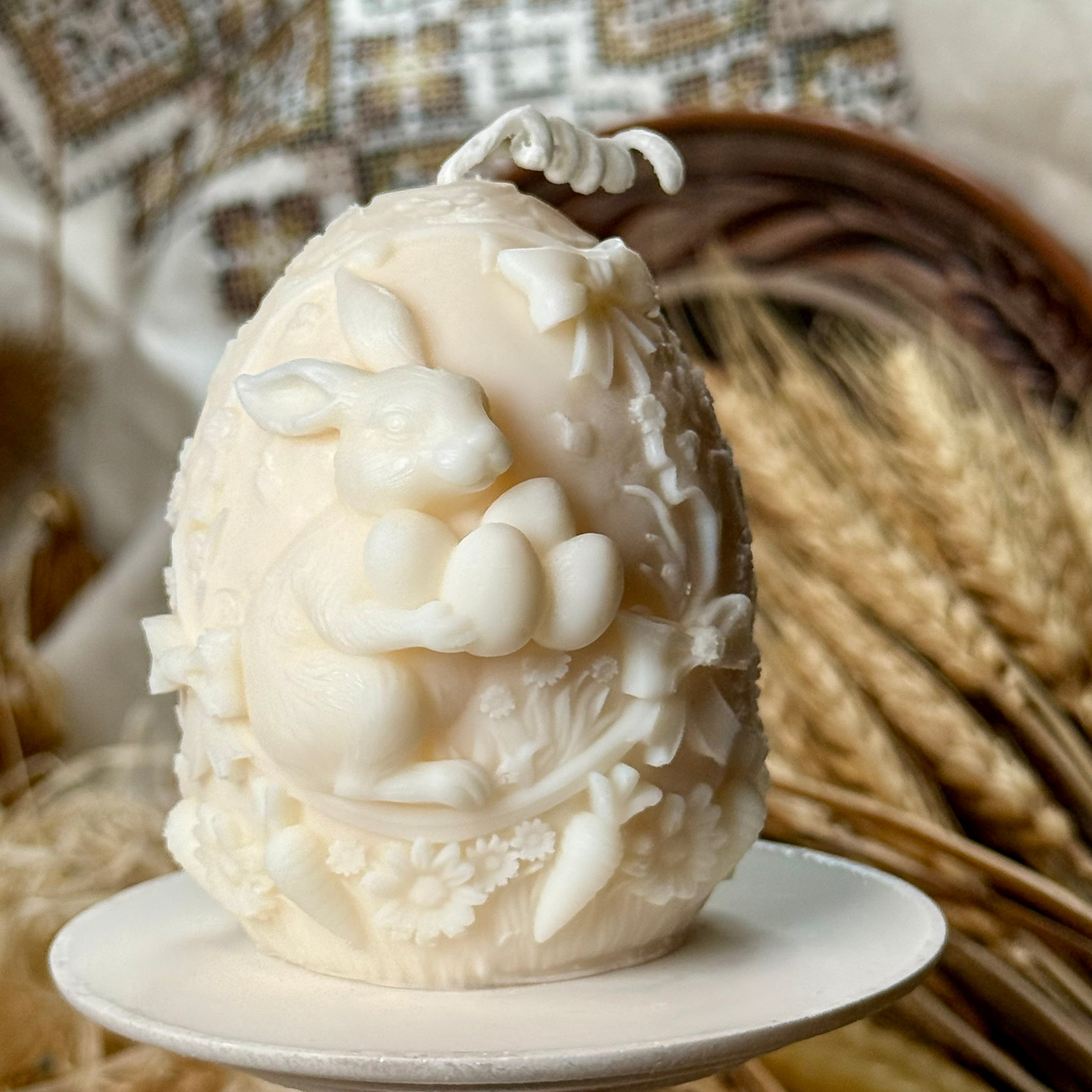 Hand-Poured Unscented Easter Bunny & Spring Blossoms Soy Wax Candle | 155g Decorative Egg