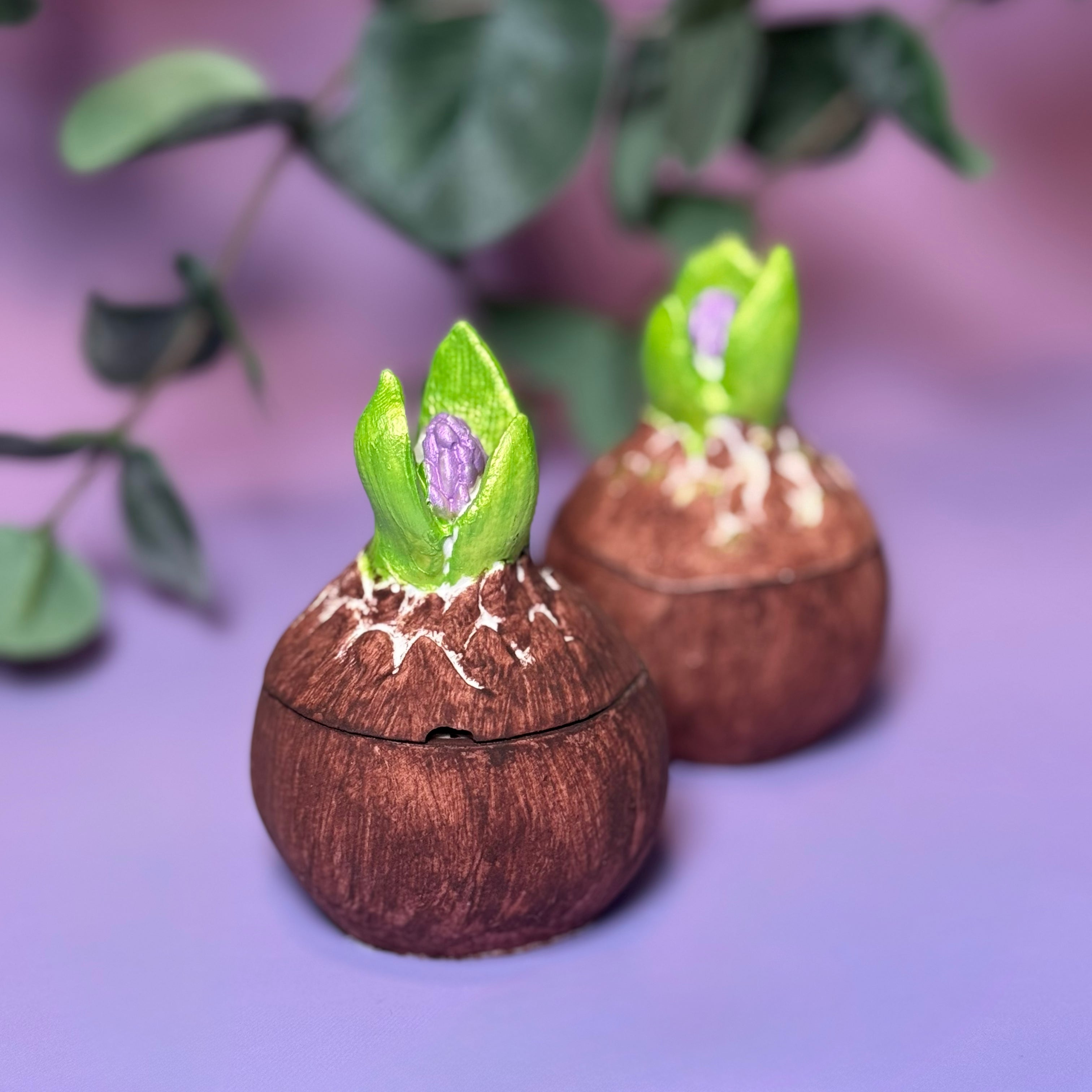 The Hyacinth Bulb — Hand-Painted Botanical Soy Candle in Artisan Jar