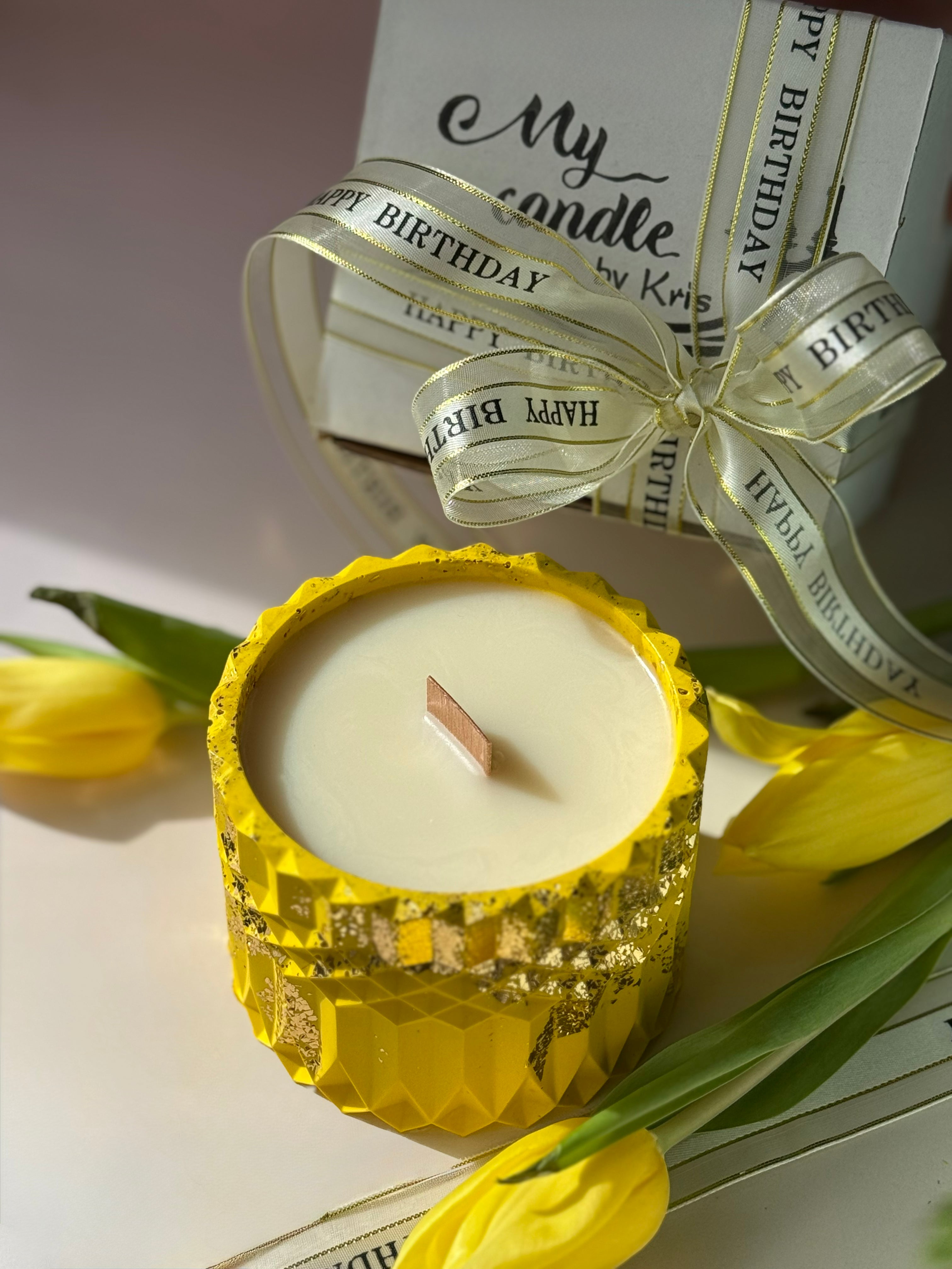 Refillable Hand-poured Soy Wax Candle "Geometric"