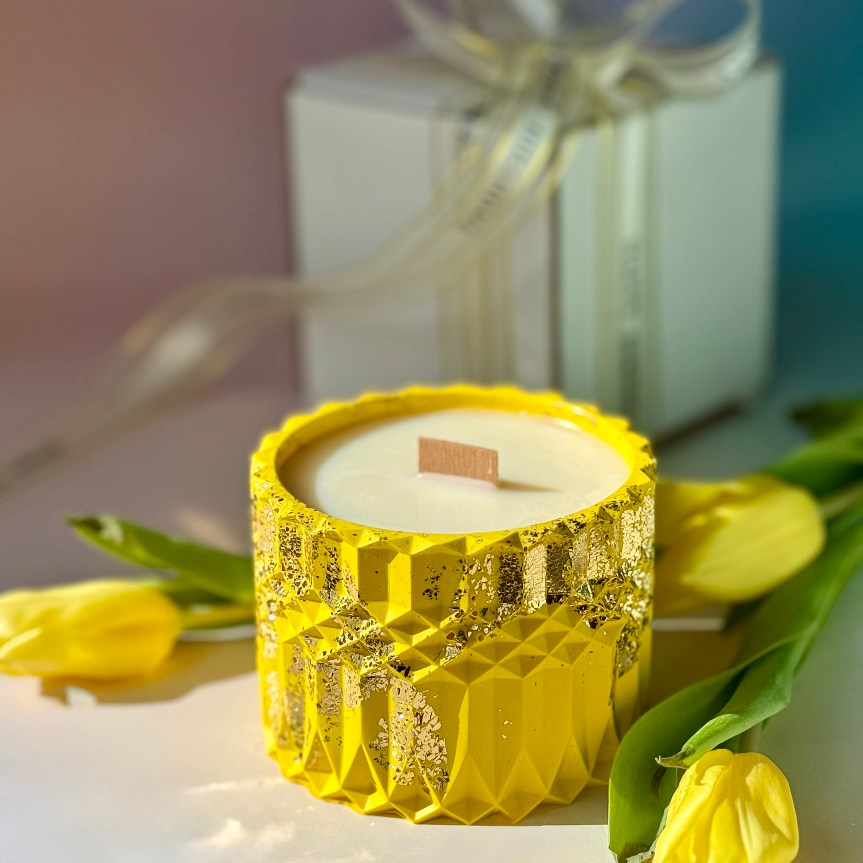 Refillable Hand-poured Soy Wax Candle "Geometric"