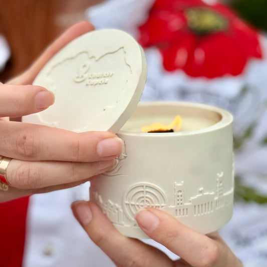 Refillable Hand-poured Soy Wax Candle "Kharkiv"