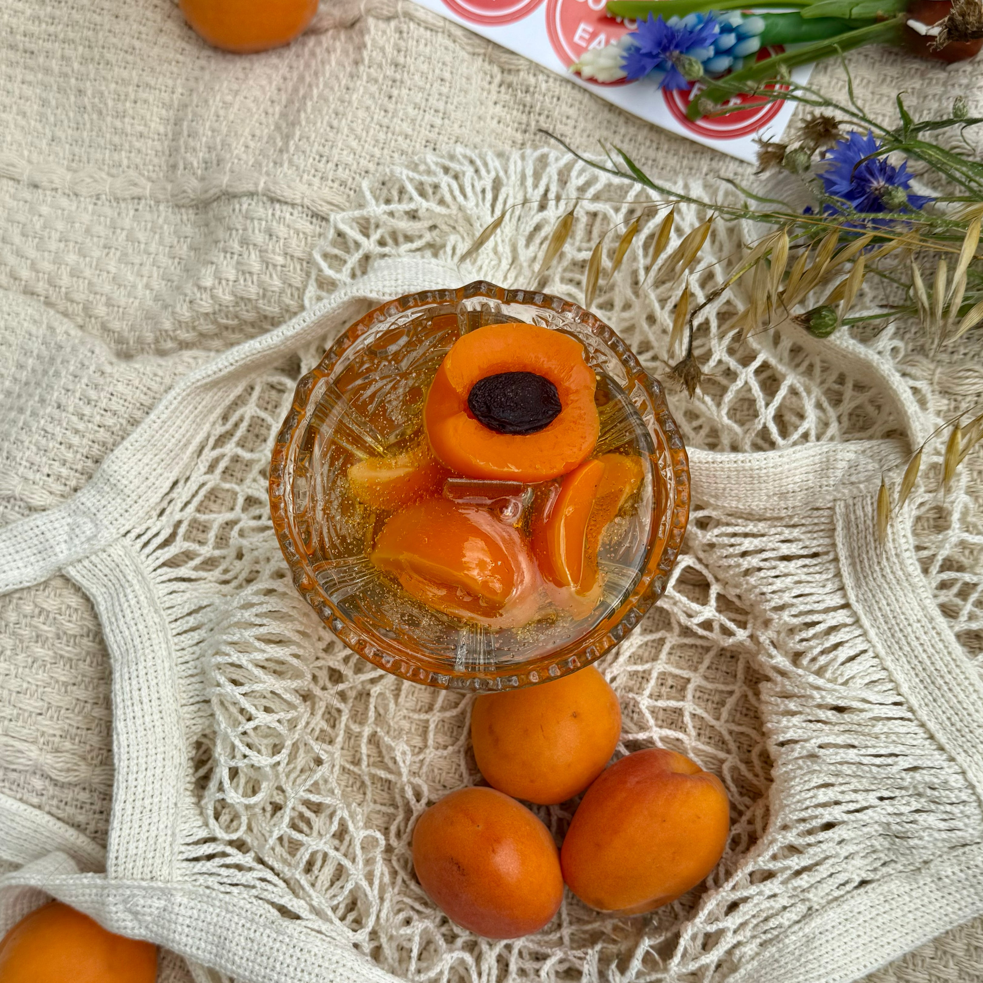 Apricot Jam Jar Candle – Artisan Beeswax & Gel Wax Creation
