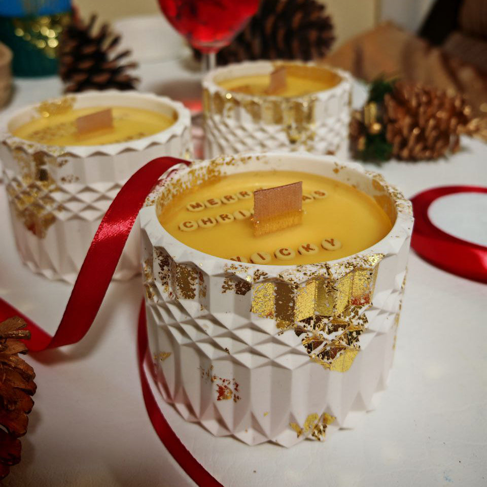 Hand-poured Soy Wax Candle with Hidden Message "Merry Christmas"