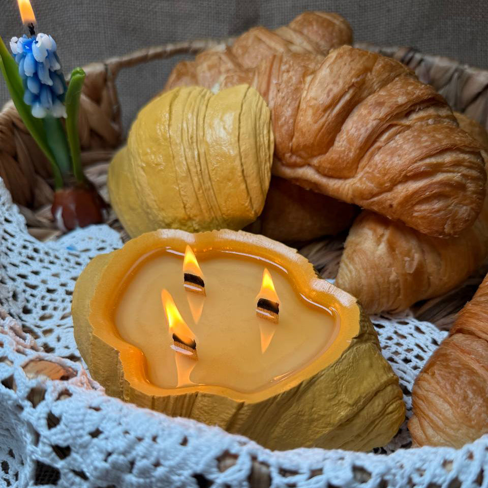 Soy Wax Candle "Сroissant"