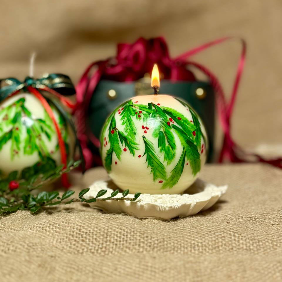 Handmade Unscented Beeswax & Soy Wax Blend Candle "Christmas Ball"