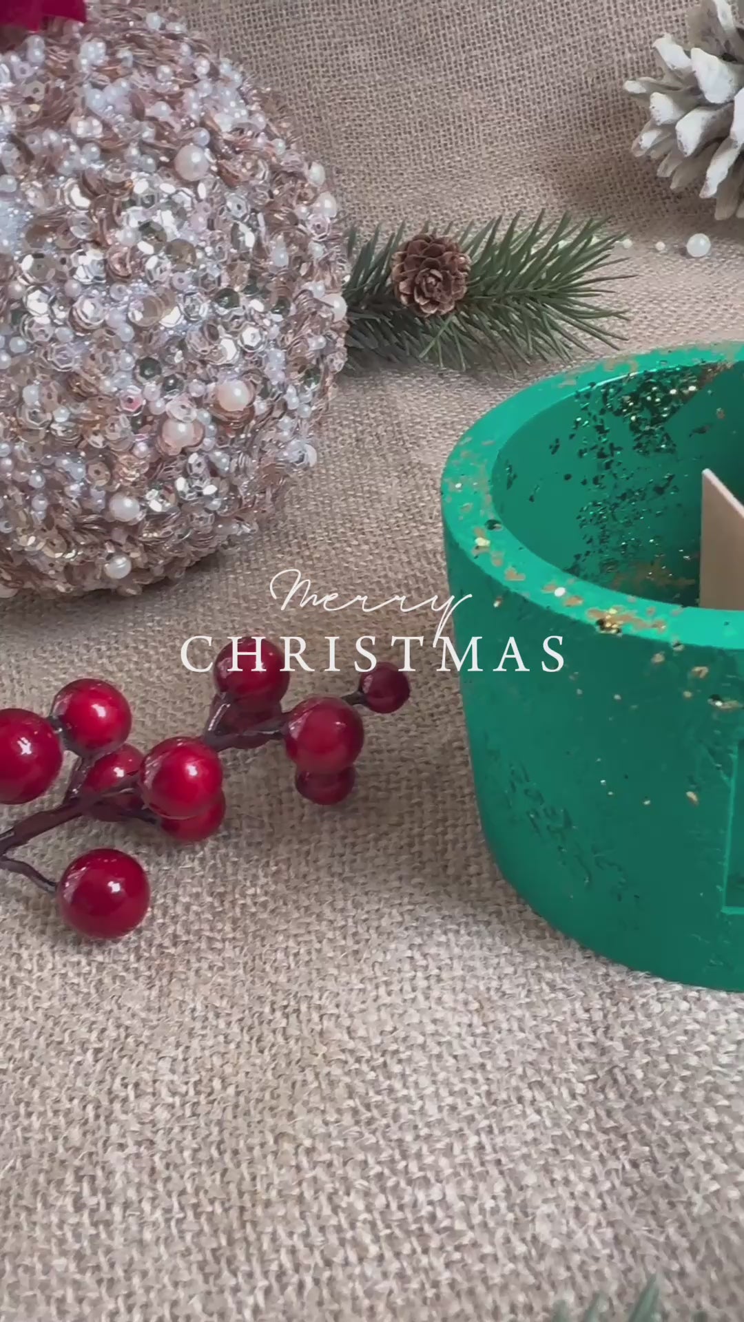 Load video: Poinsettia Flower Refillable Candle with Gift Box